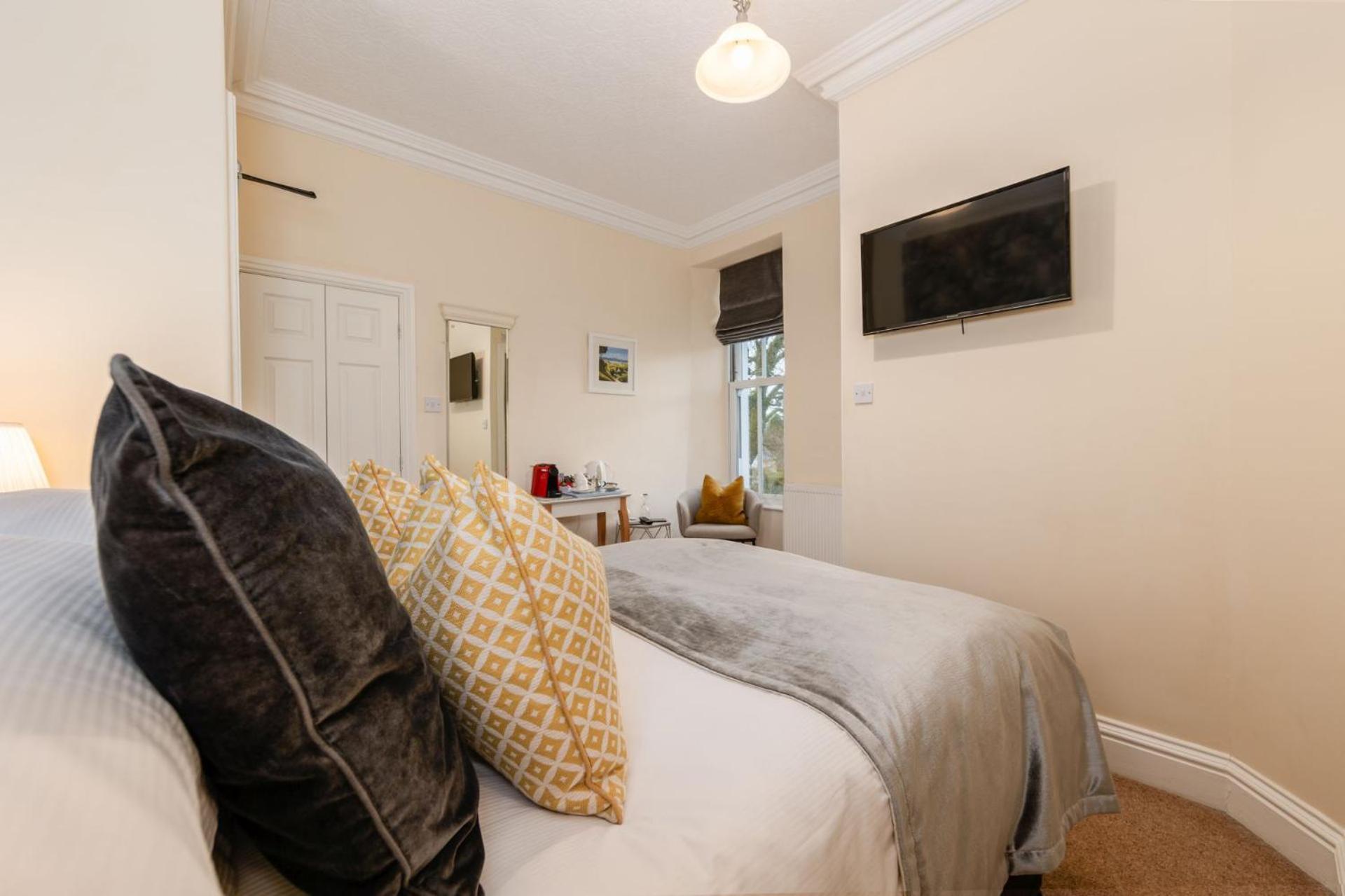 Wheatlands Lodge-Windermere - Guest House Of The Year 2024 - Adult Only - Free Car Park Exterior foto